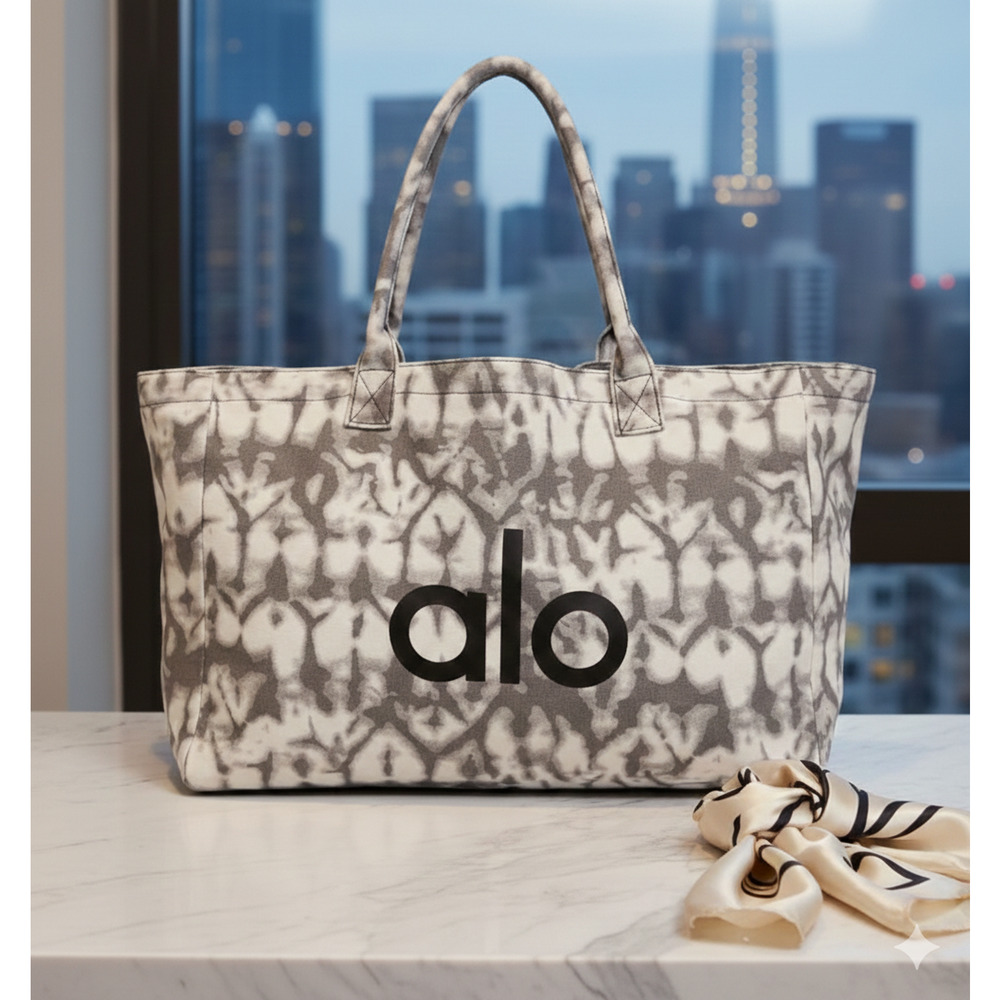 Alo Yoga Large Tie Dye Canvas Tote Bag Gray White Logo Gym Beach Carryall - Picture 3 of 16